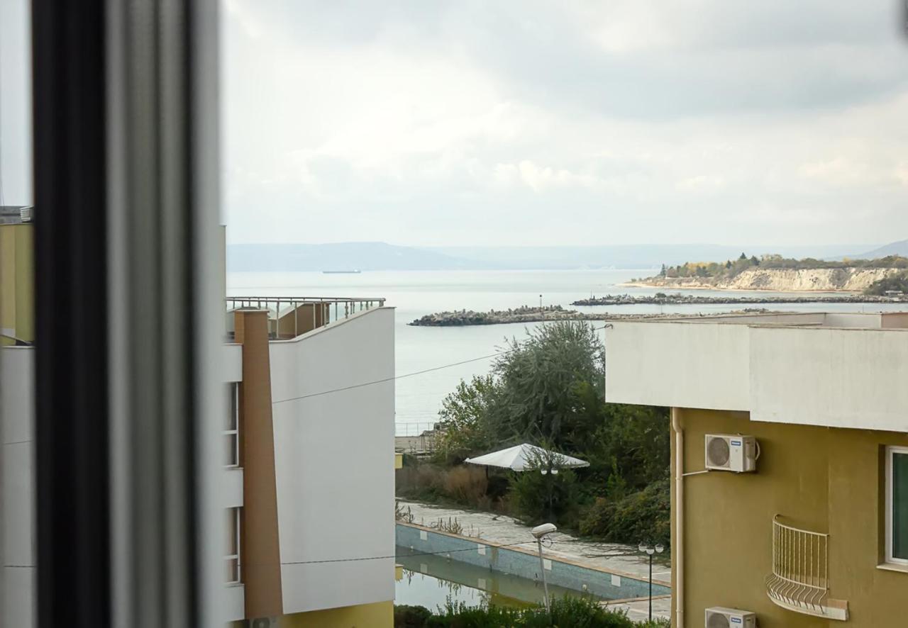 Apartment Lilia Kavarna Exterior photo